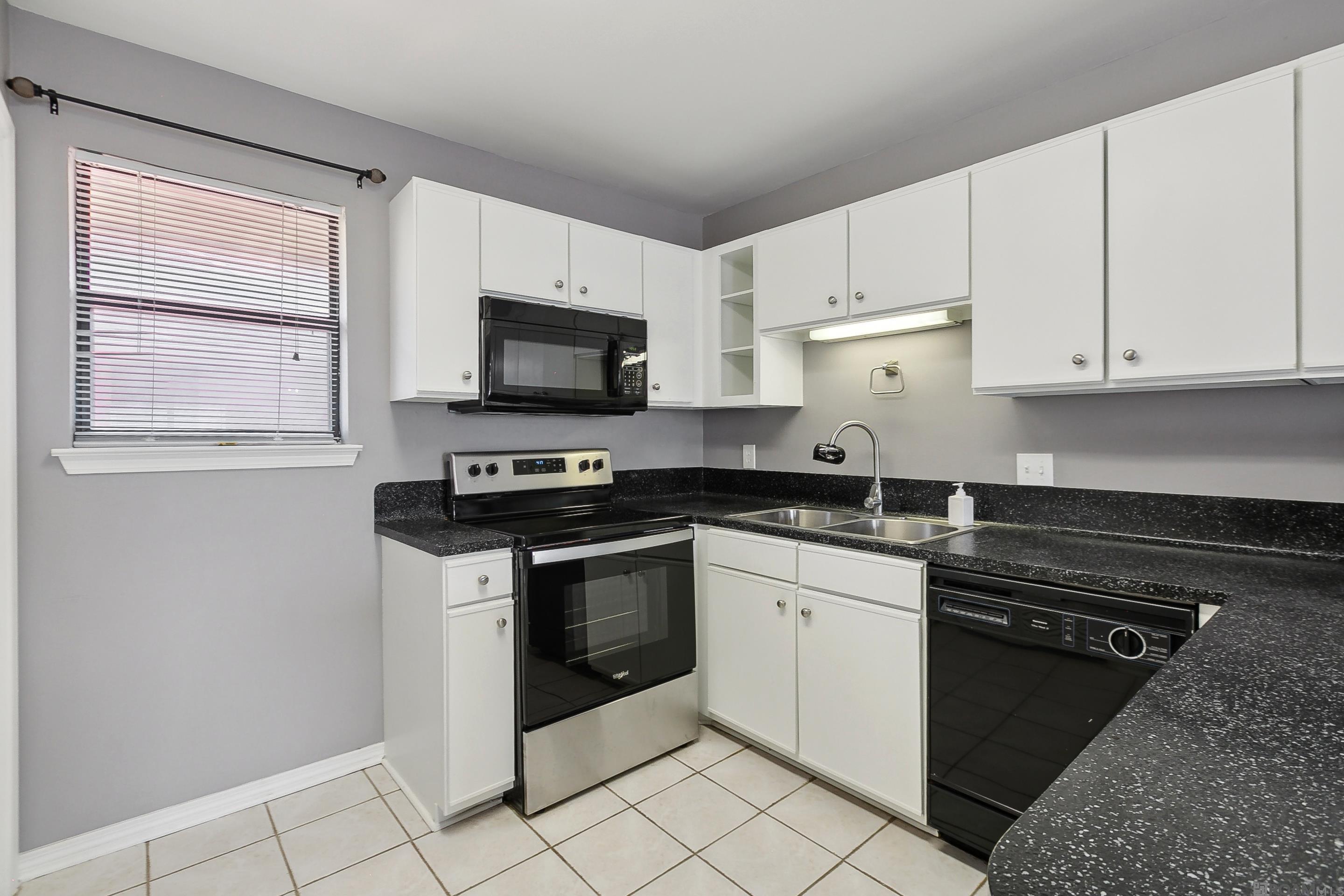 5141 Buttercreek Ln #M211, Baton Rouge, Louisiana image 7