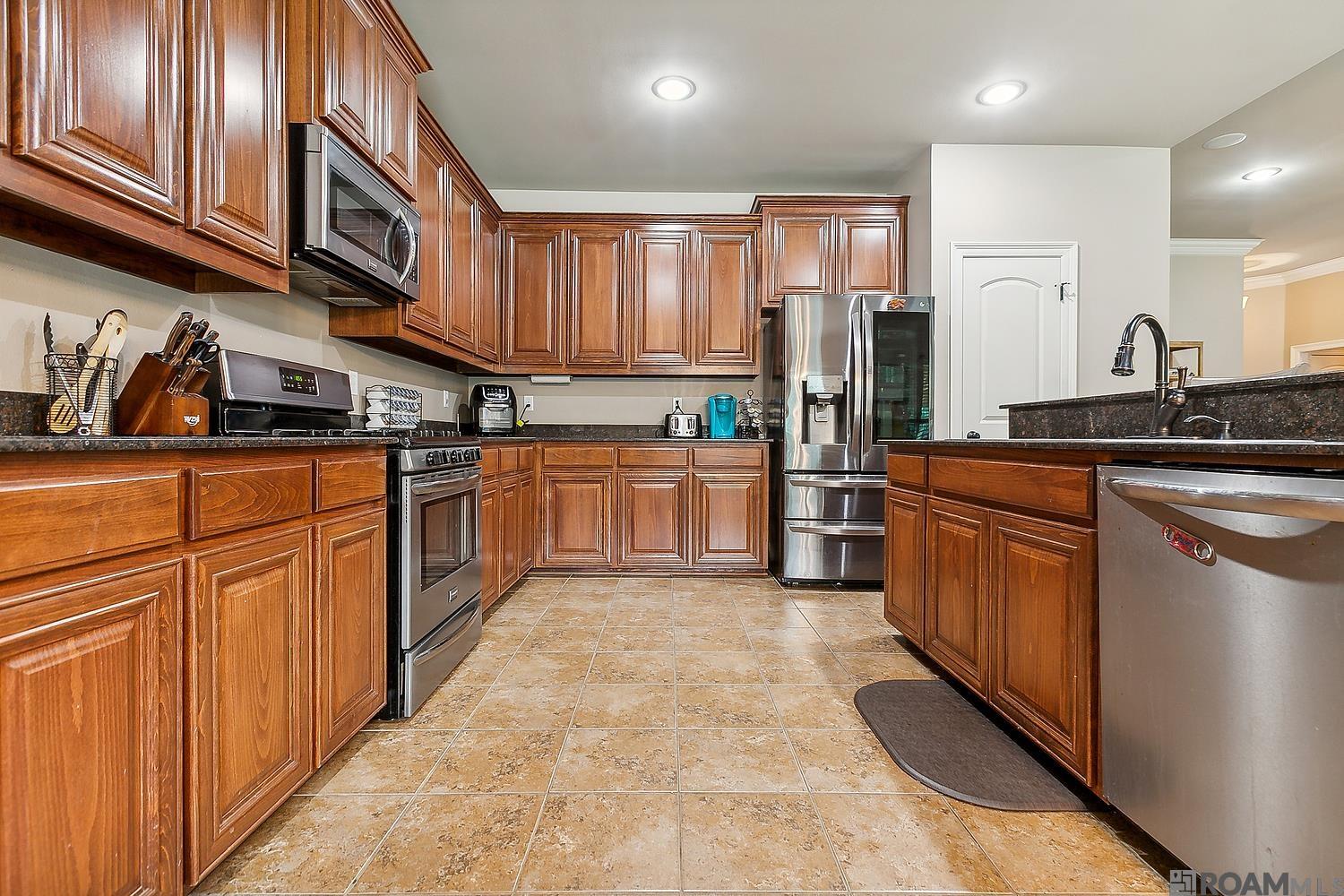 14508 Garnet Dr, Gonzales, Louisiana image 4