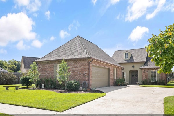 235 FIELDHOUSE AVE, SAINT GABRIEL, LA 70776 - Image 86e2a009fd8d0e09e14021f905d6110a/2000703870