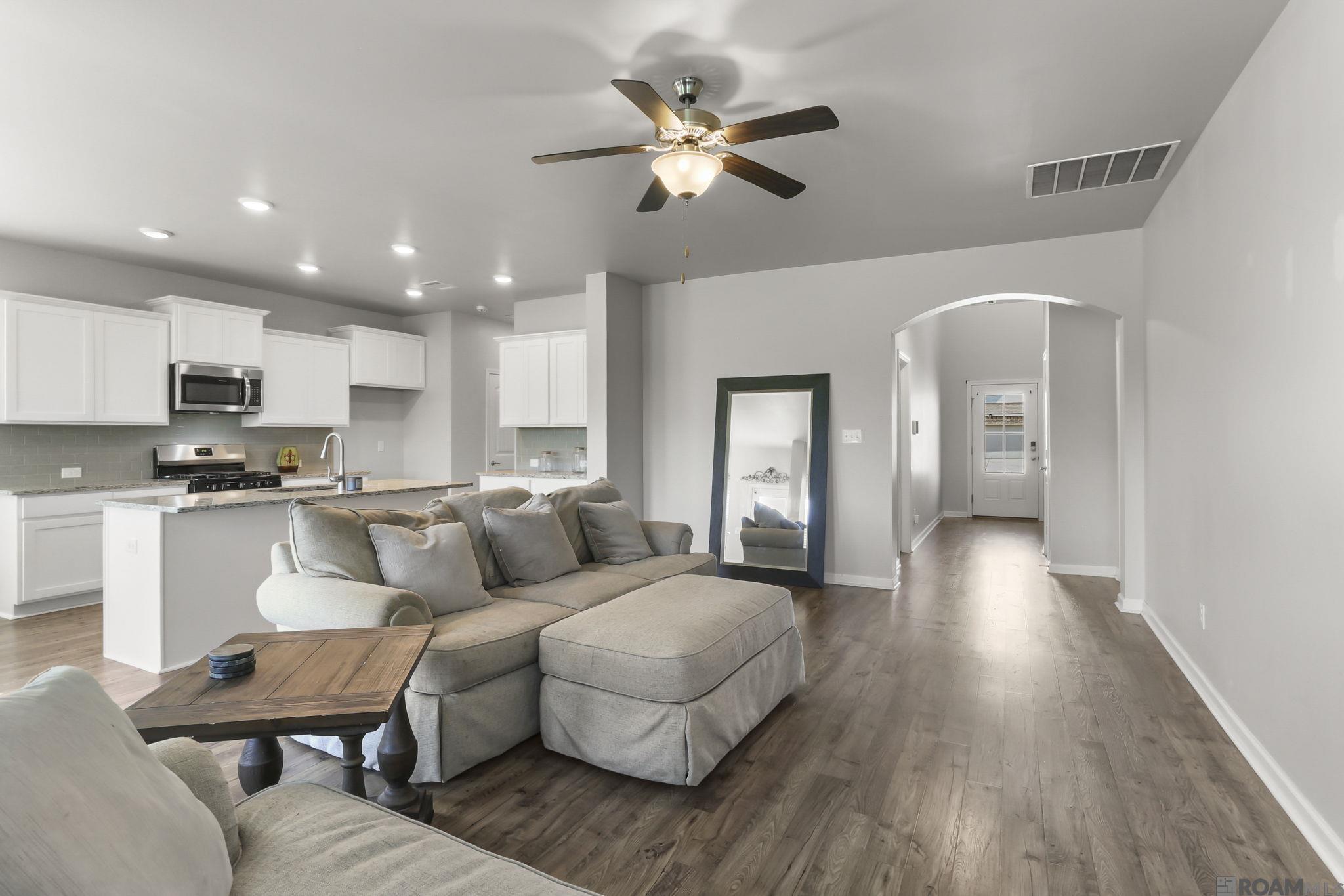 2203 Windridge Ave, Zachary, Louisiana image 3