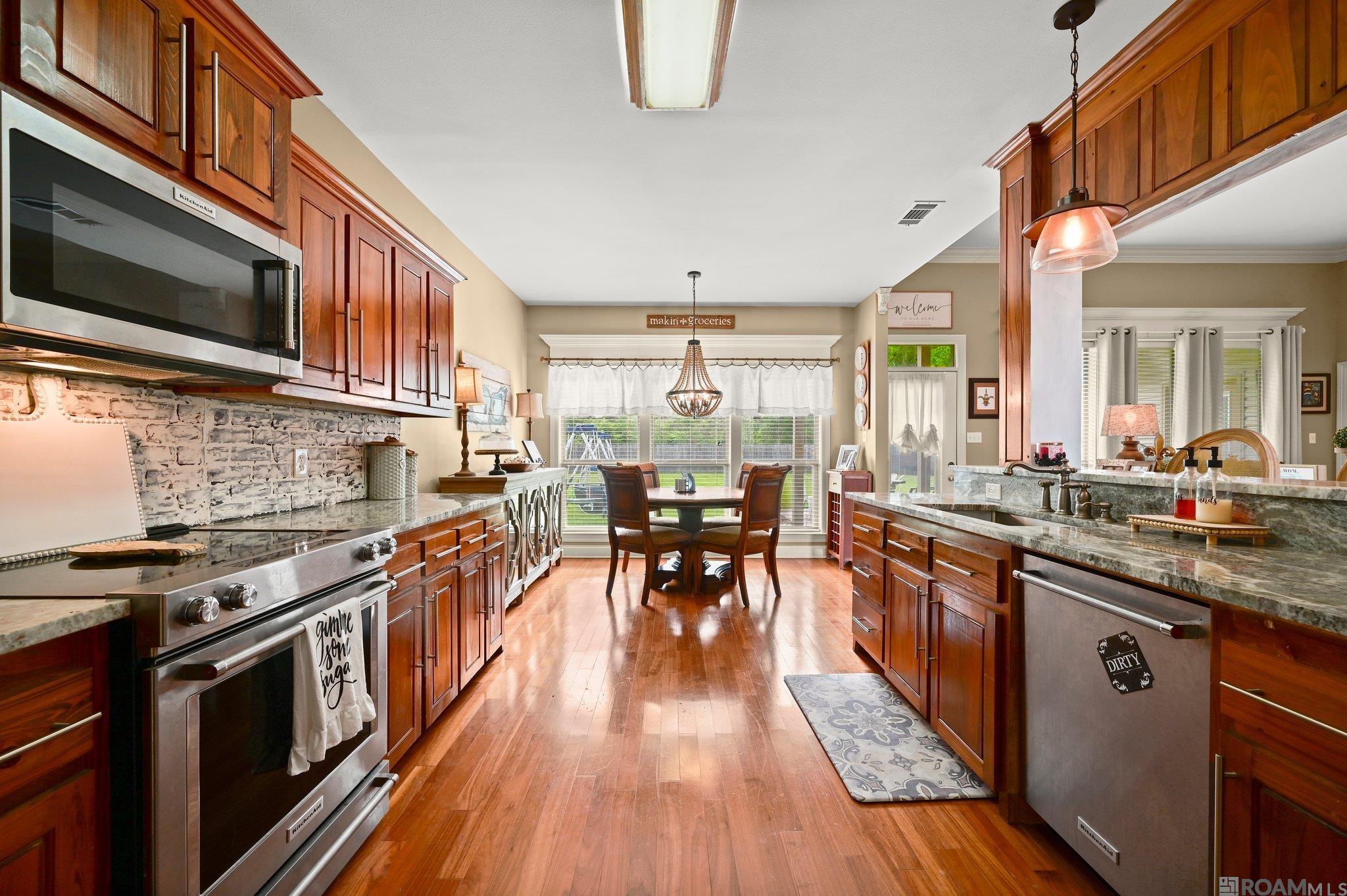34122 Spring Lake Dr, Walker, Louisiana image 5