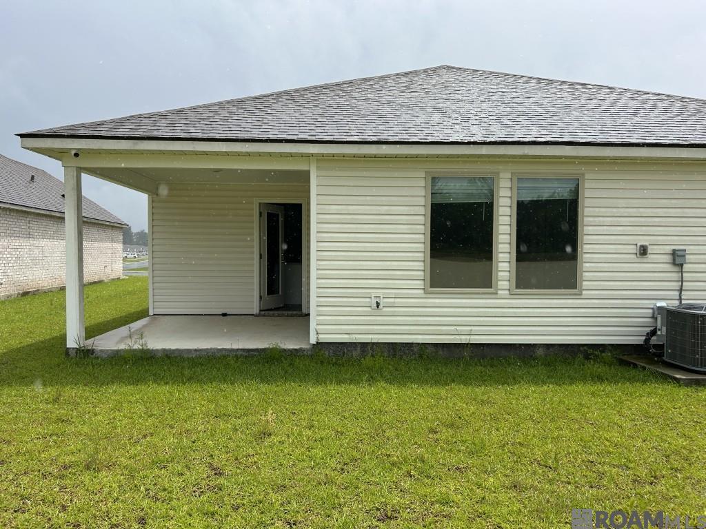 35487 Grovemont Dr, Denham Springs, Louisiana image 14
