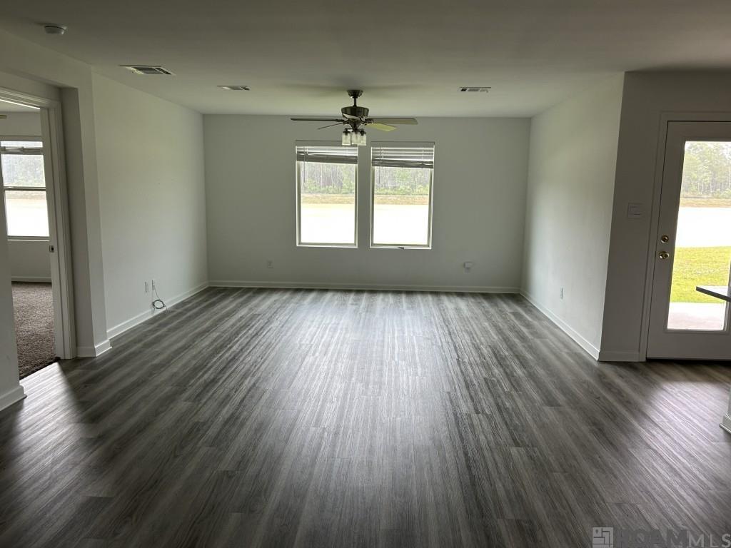 35487 Grovemont Dr, Denham Springs, Louisiana image 6
