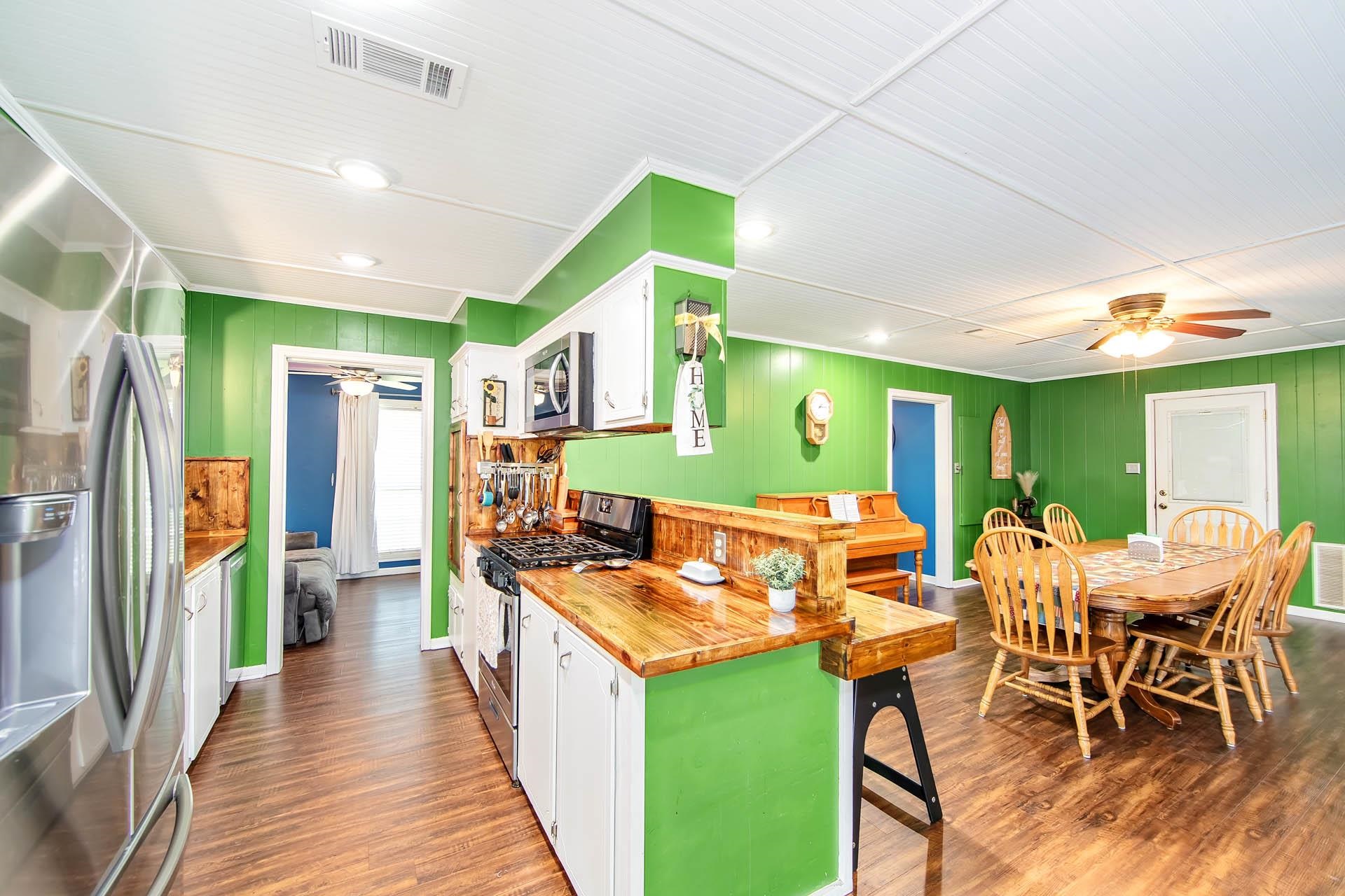 306 Melody Dr, Houma, Louisiana image 9