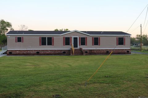 Mobile Home For Sale - 318 Hwy 311<br/> Schriever, LA 70395