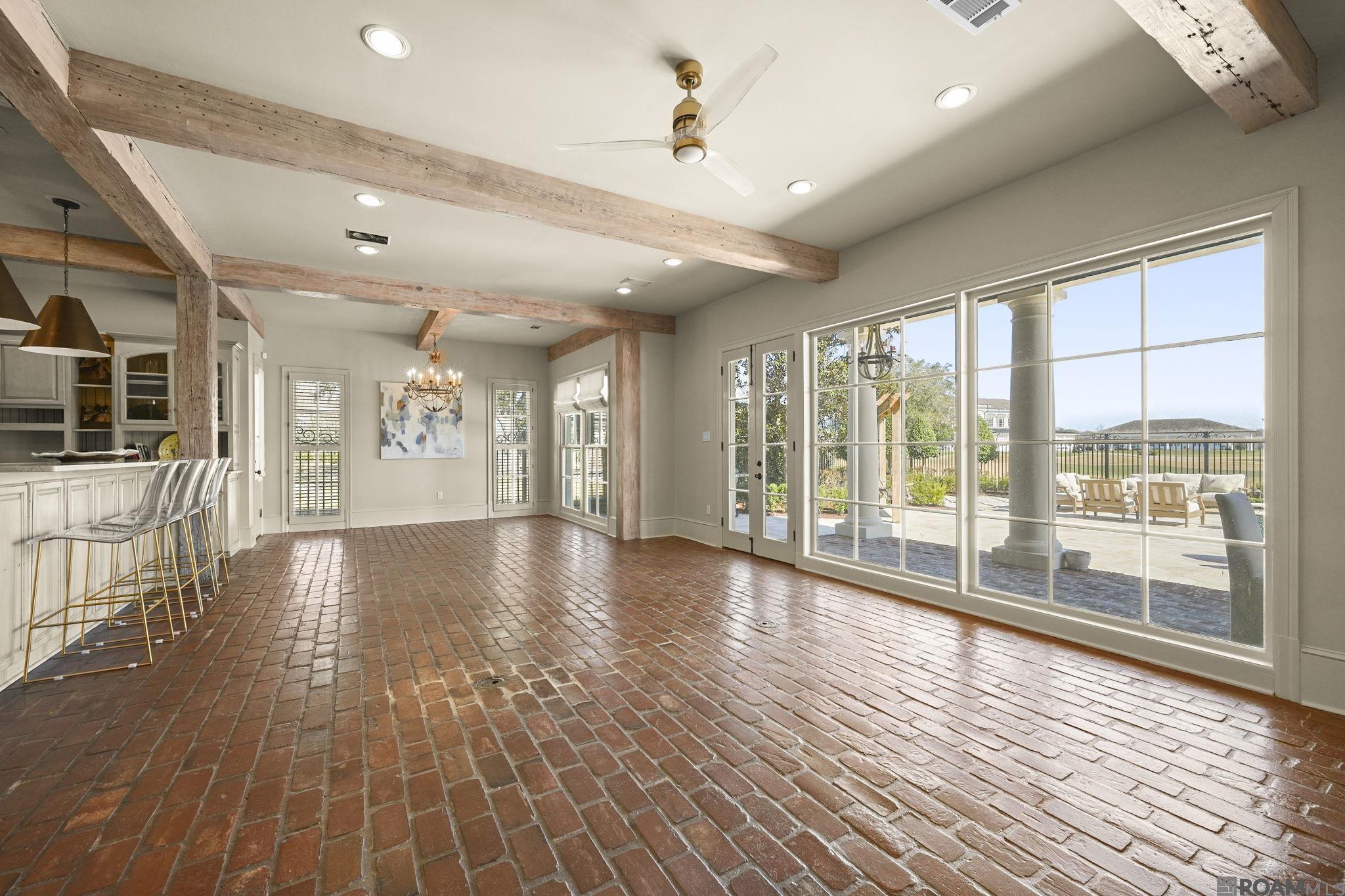 Baton Rouge, Louisiana, 70810, United States, 6 Bedrooms Bedrooms, ,9 BathroomsBathrooms,Residential,Active,2028240