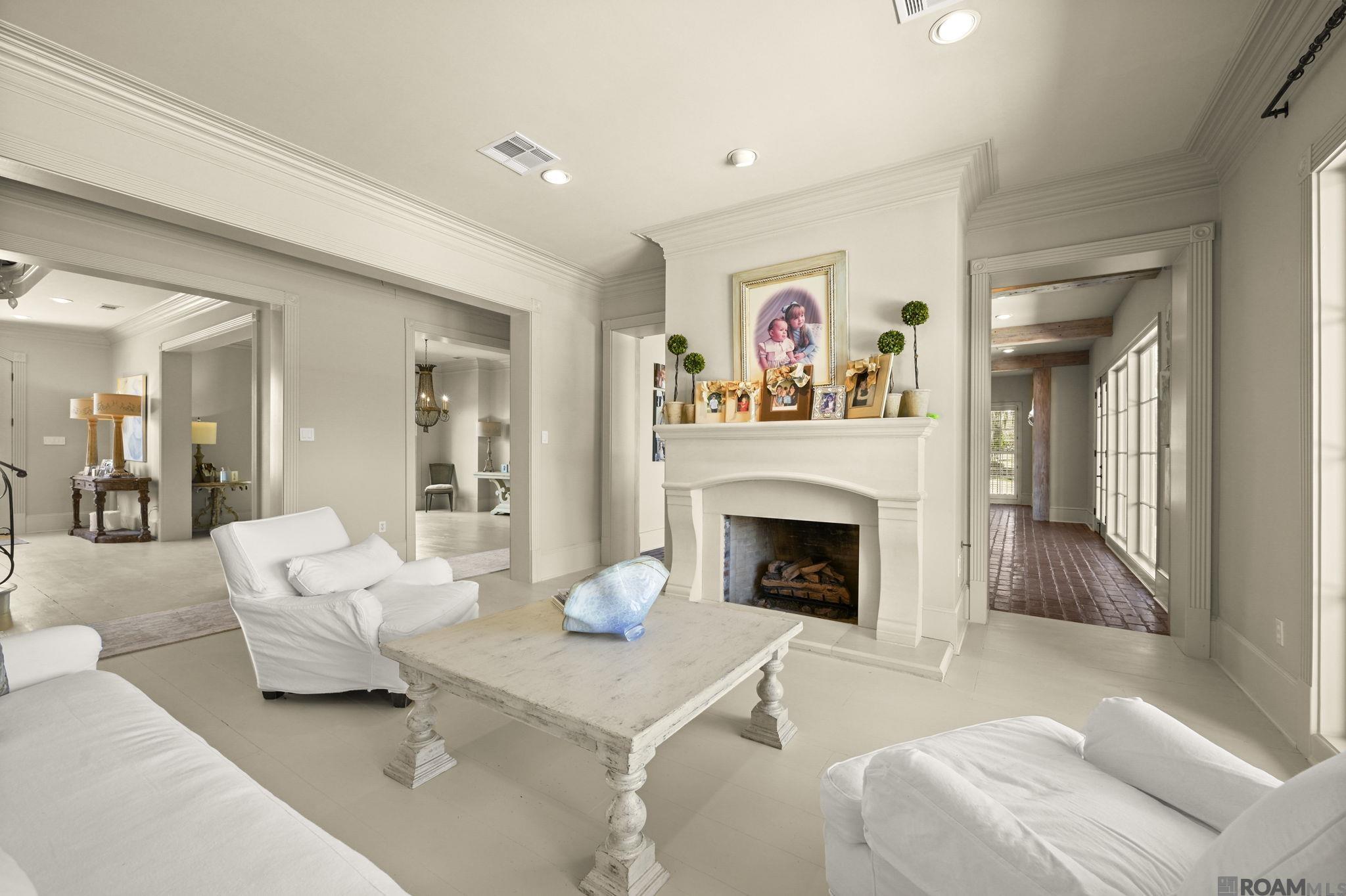 Baton Rouge, Louisiana, 70810, United States, 6 Bedrooms Bedrooms, ,9 BathroomsBathrooms,Residential,Active,2028240