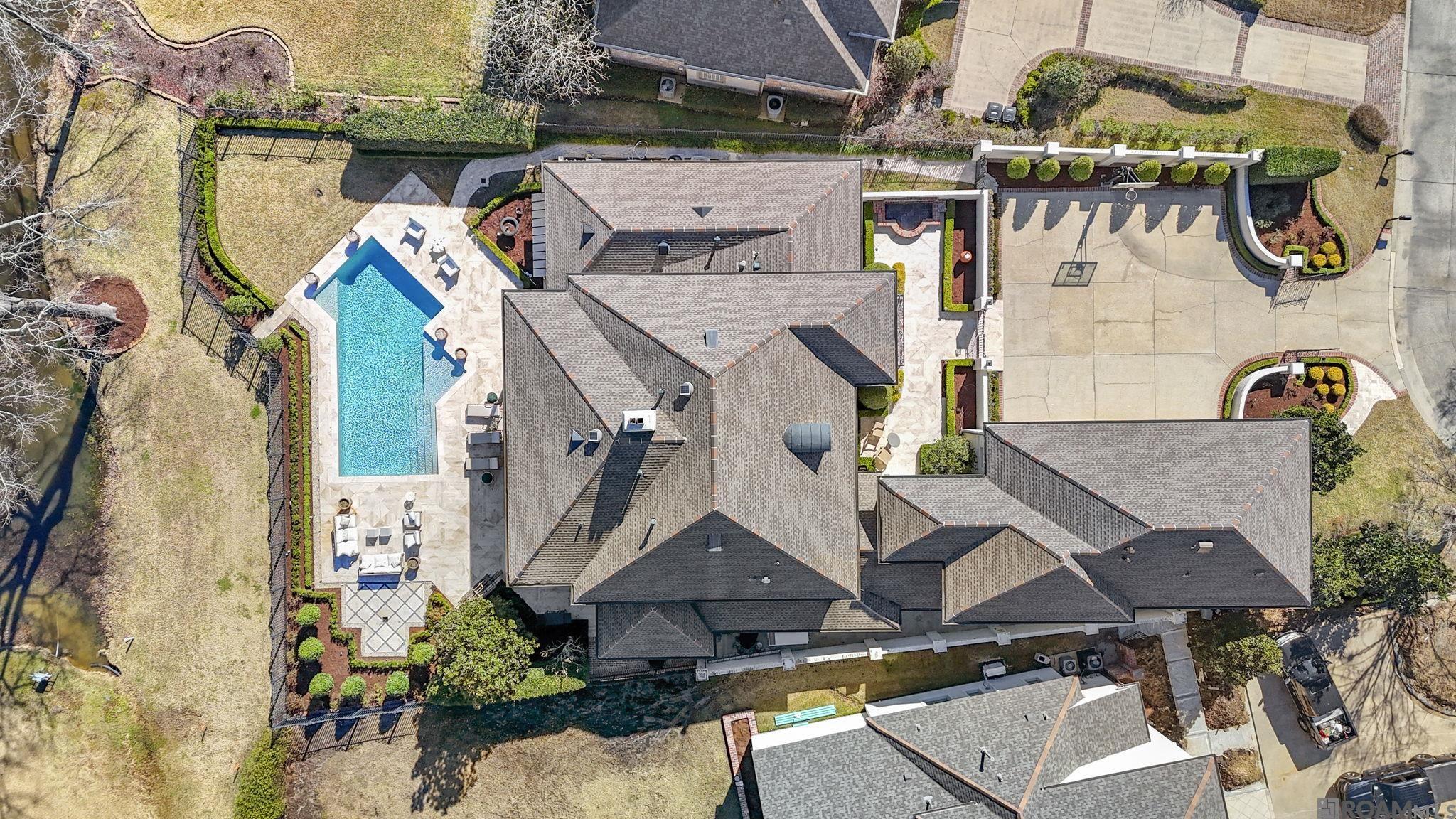 Baton Rouge, Louisiana, 70810, United States, 6 Bedrooms Bedrooms, ,9 BathroomsBathrooms,Residential,Active,2028240
