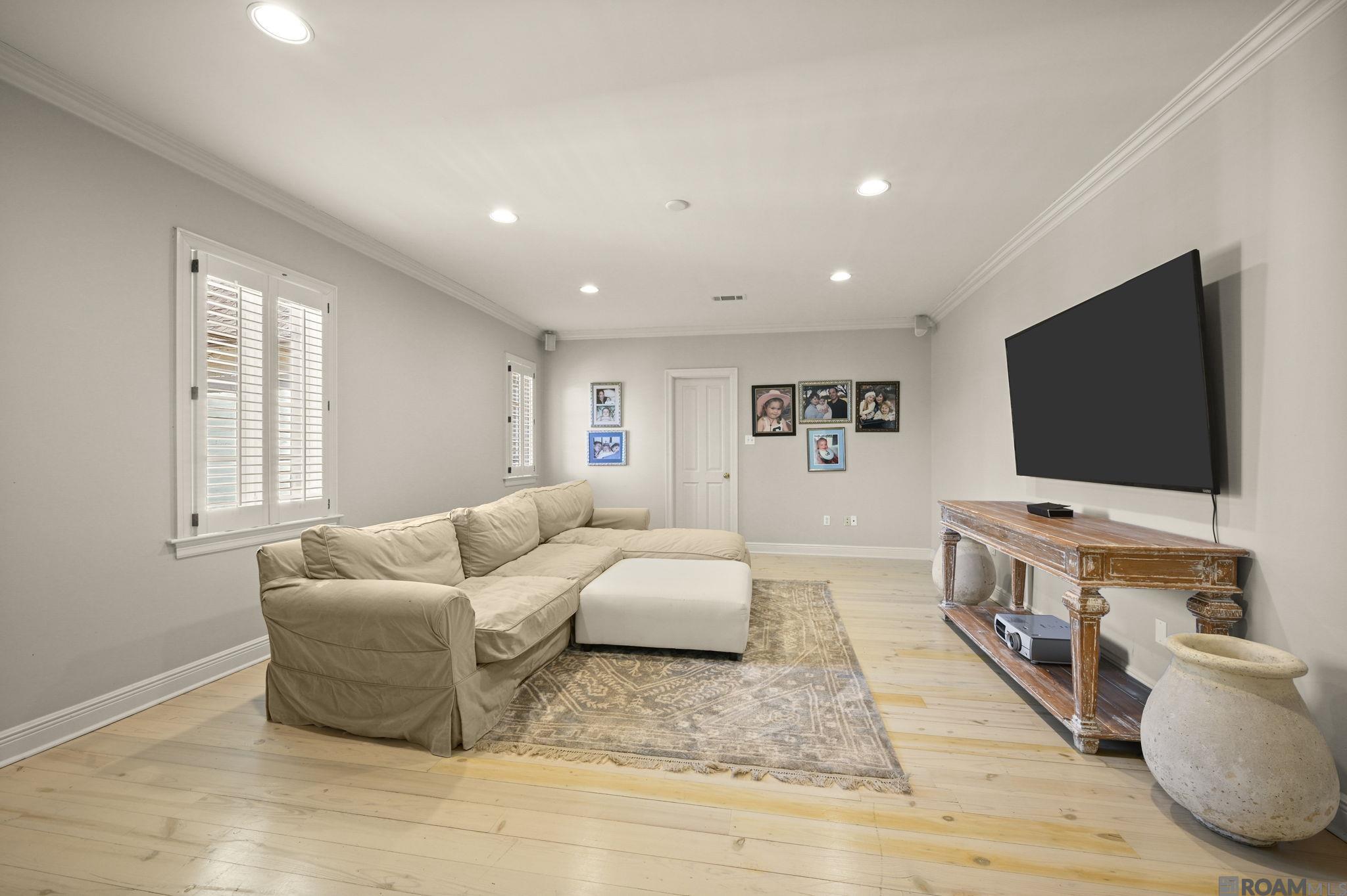 Baton Rouge, Louisiana, 70810, United States, 6 Bedrooms Bedrooms, ,9 BathroomsBathrooms,Residential,Active,2028240