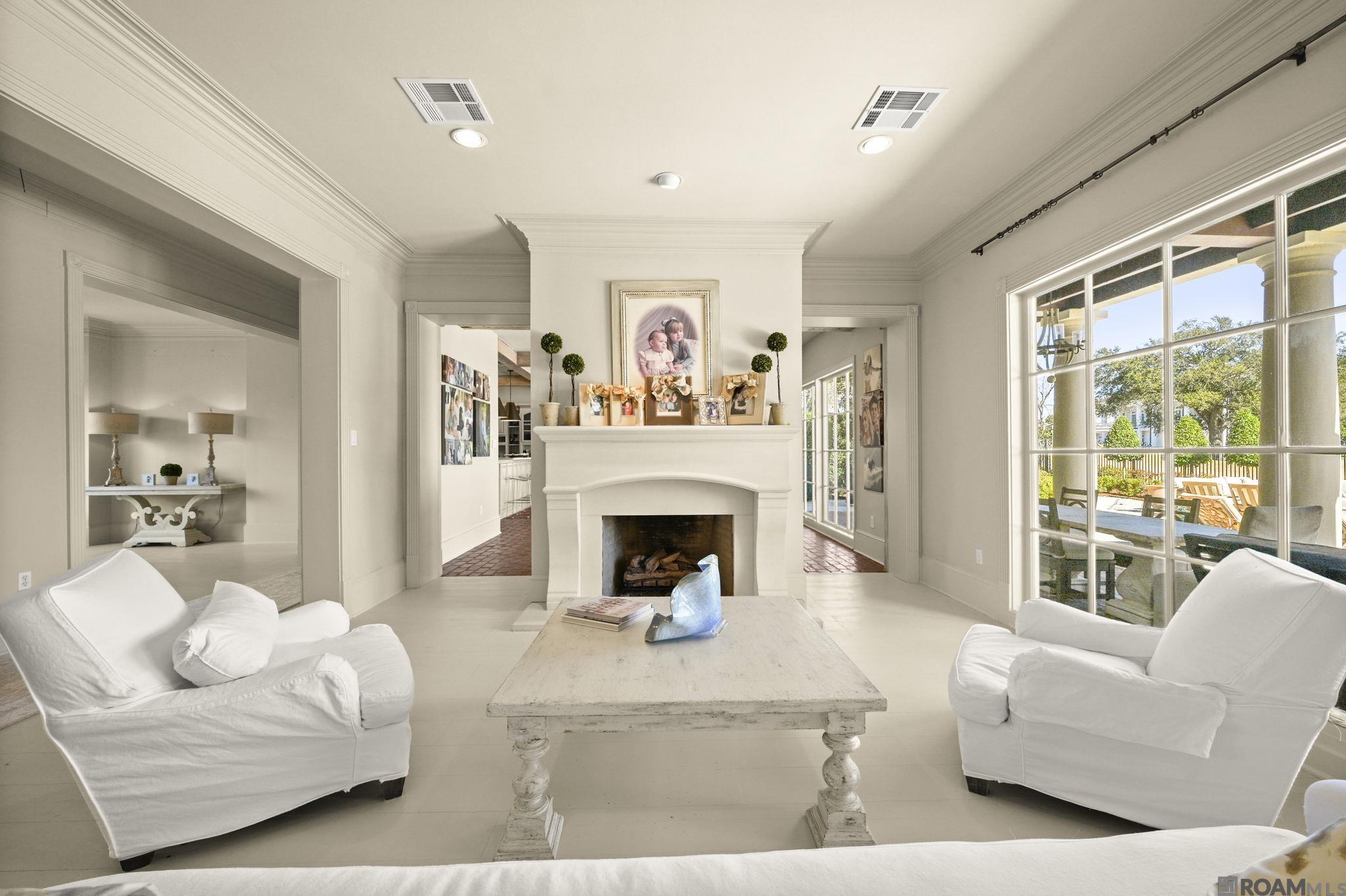 Baton Rouge, Louisiana, 70810, United States, 6 Bedrooms Bedrooms, ,9 BathroomsBathrooms,Residential,Active,2028240