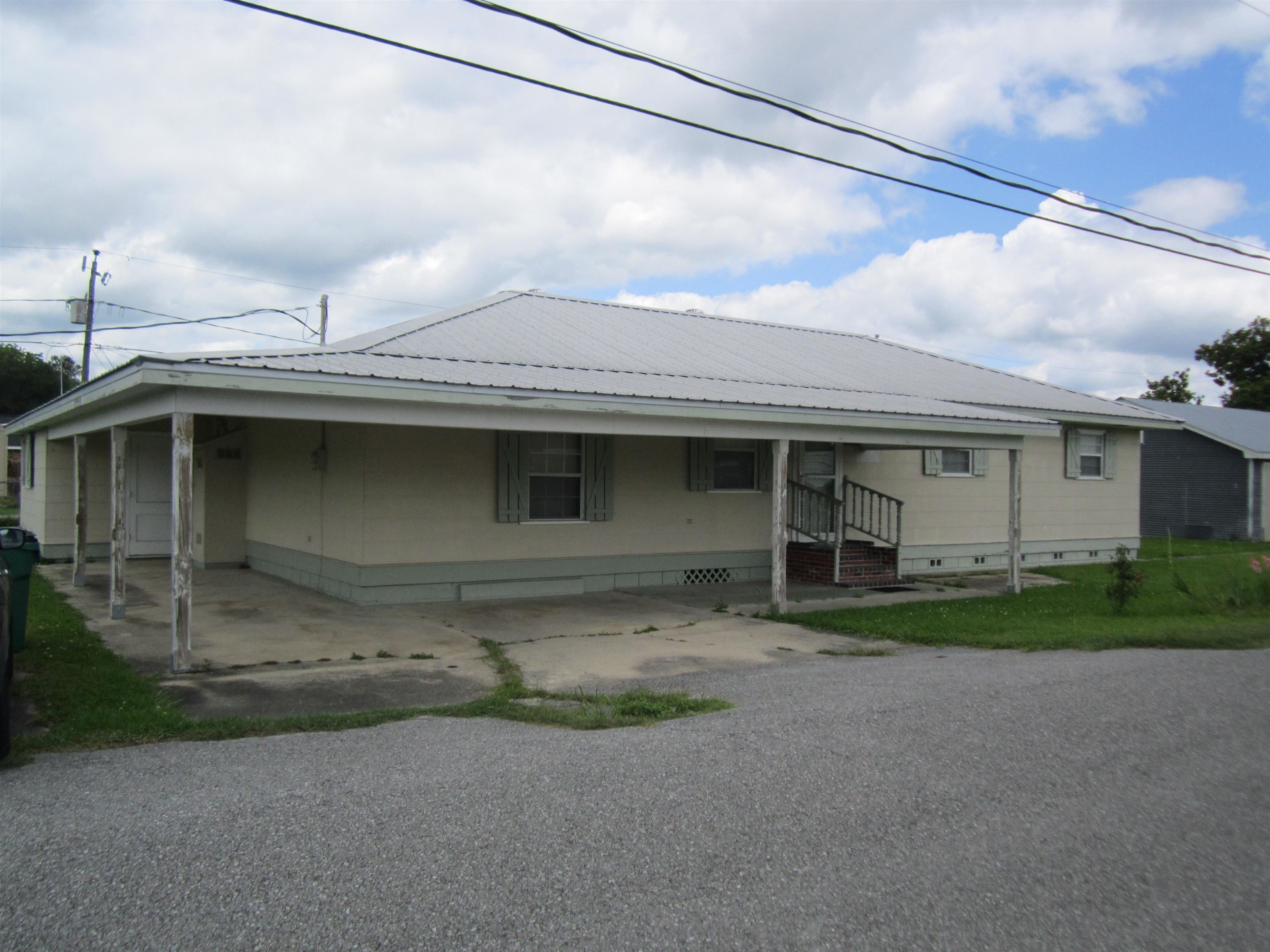 105 E 13th St, Larose, Louisiana image 1