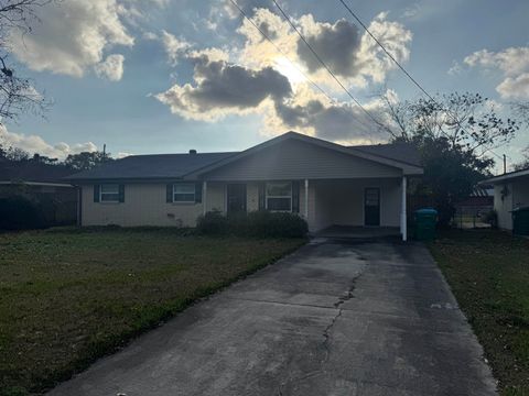 Homes For Sale - 1905 Maple St<br/> Saint Mary County, Morgan City, LA 70380