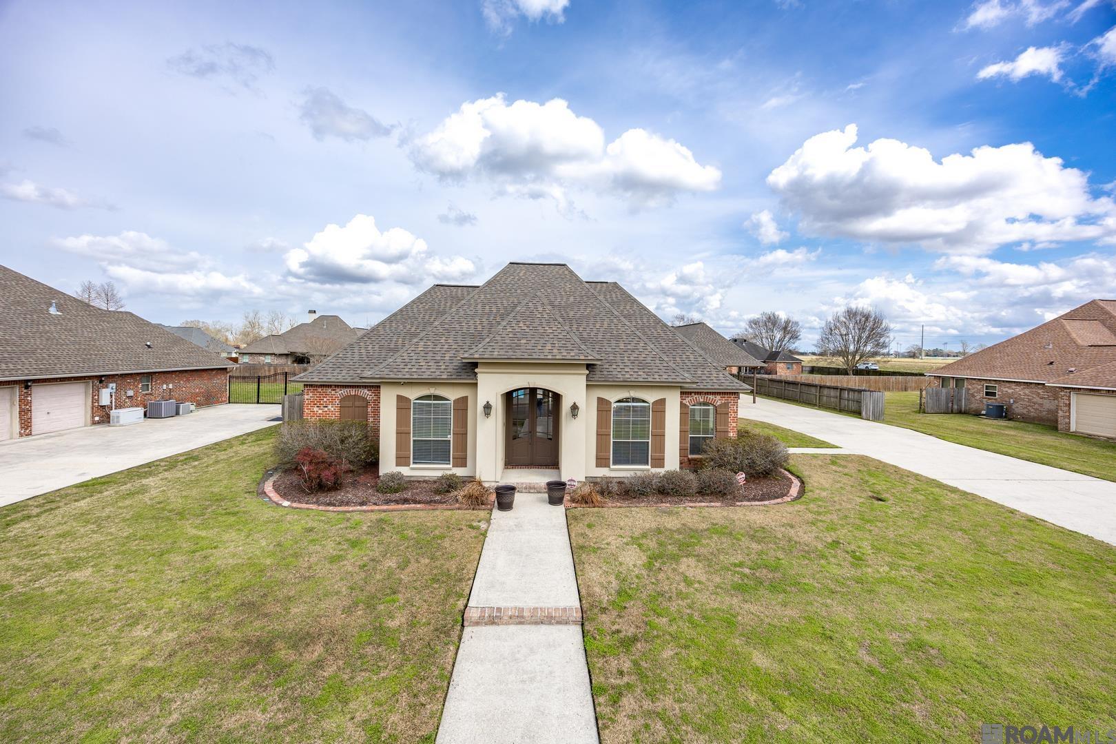 24581 Pecan Meadow Dr, Plaquemine, Louisiana image 1