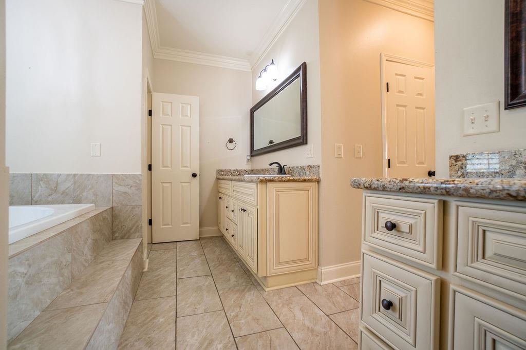 202 Racquet Lane, Houma, Louisiana image 35