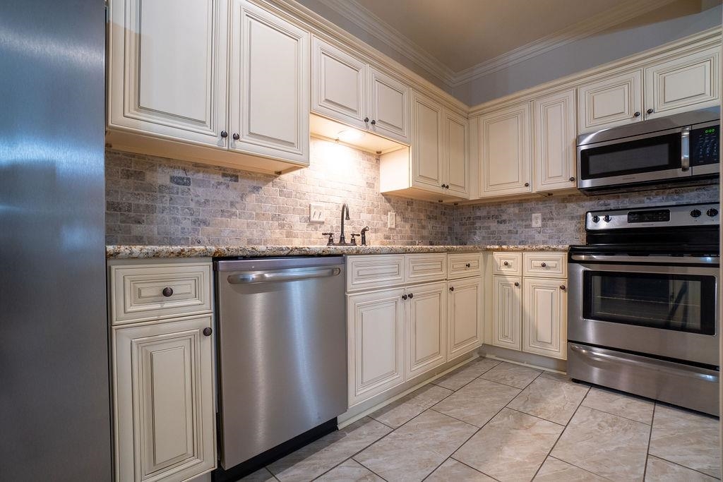 202 Racquet Lane, Houma, Louisiana image 25