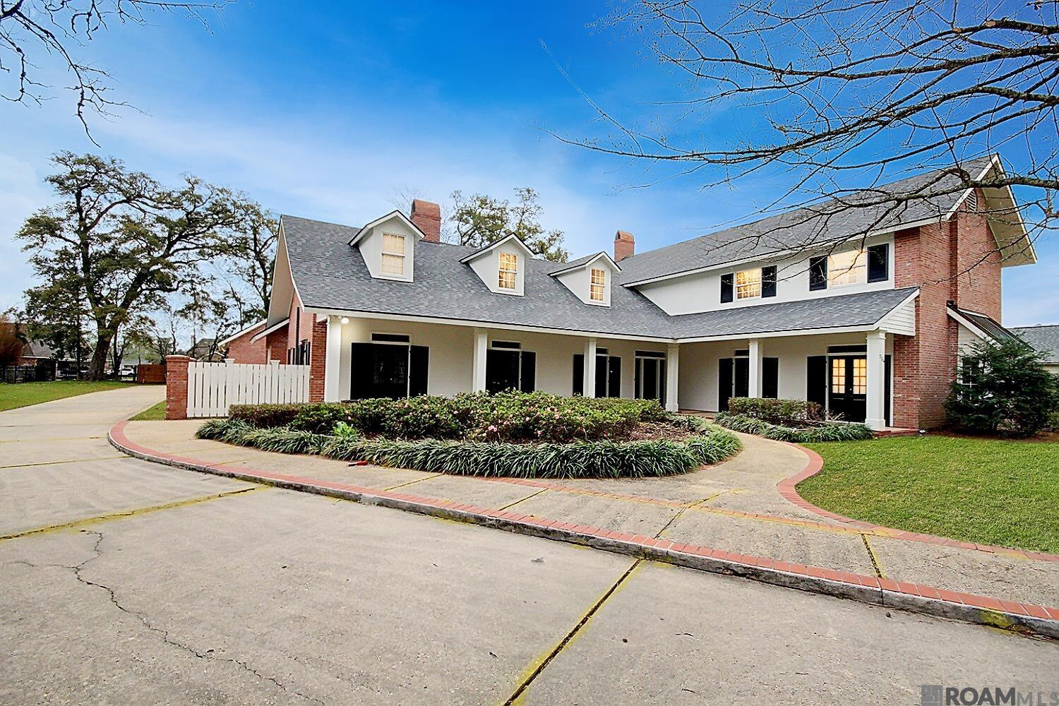 734 Woodview Ct, Baton Rouge, Louisiana image 3