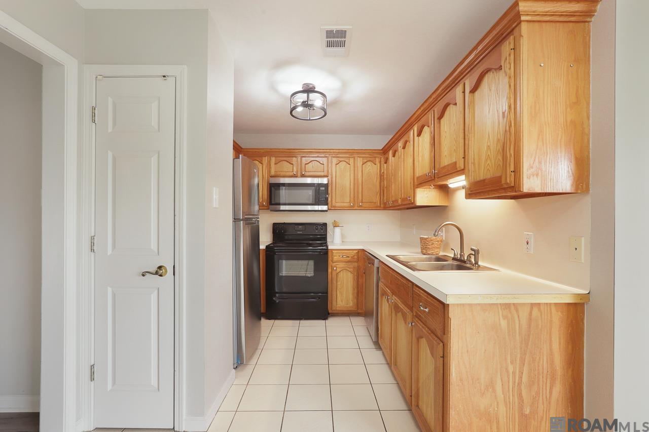 14248 Parkview Dr, Prairieville, Louisiana image 6