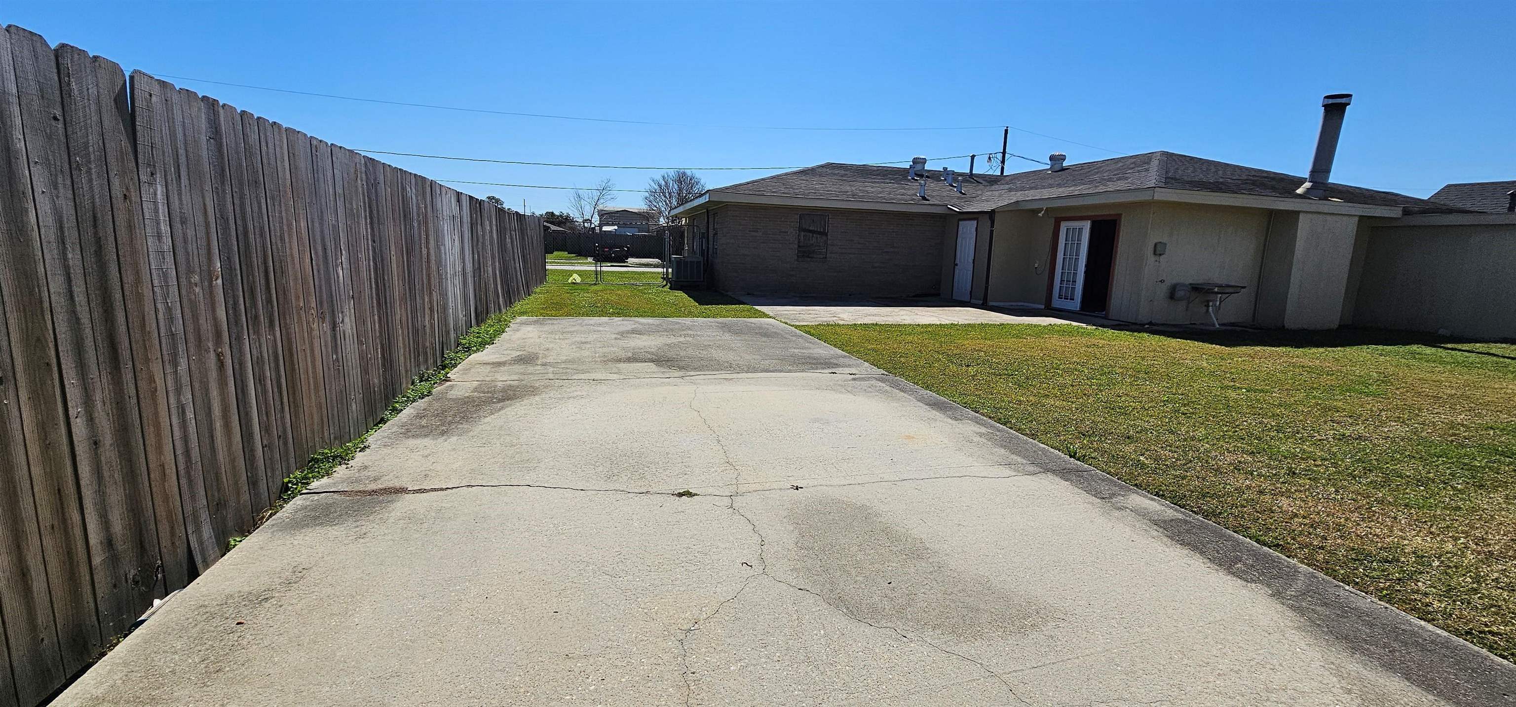221 Lyles St, Houma, Louisiana image 28