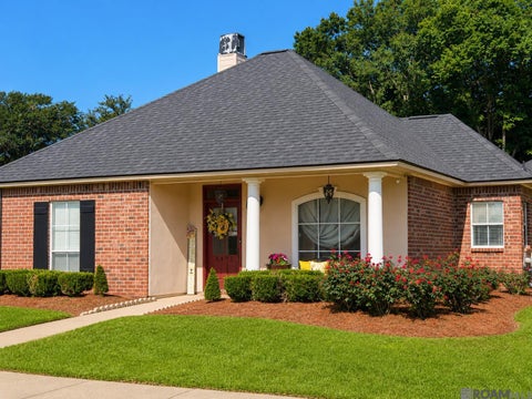 Homes For Sale - 6497 Summerlin Dr<br/> Zachary, LA 70791