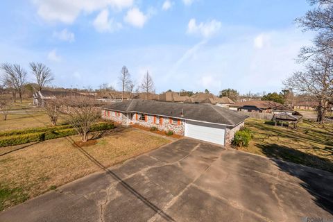 Homes For Sale - 1934 S John Ave<br/> Ascension County, Gonzales, LA 70737