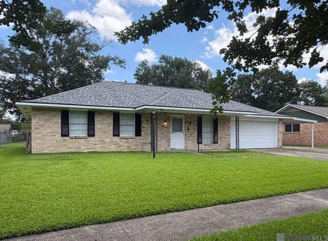 Homes For Sale - 525 Bonnie Jean Dr<br/> Baton Rouge, LA 70819