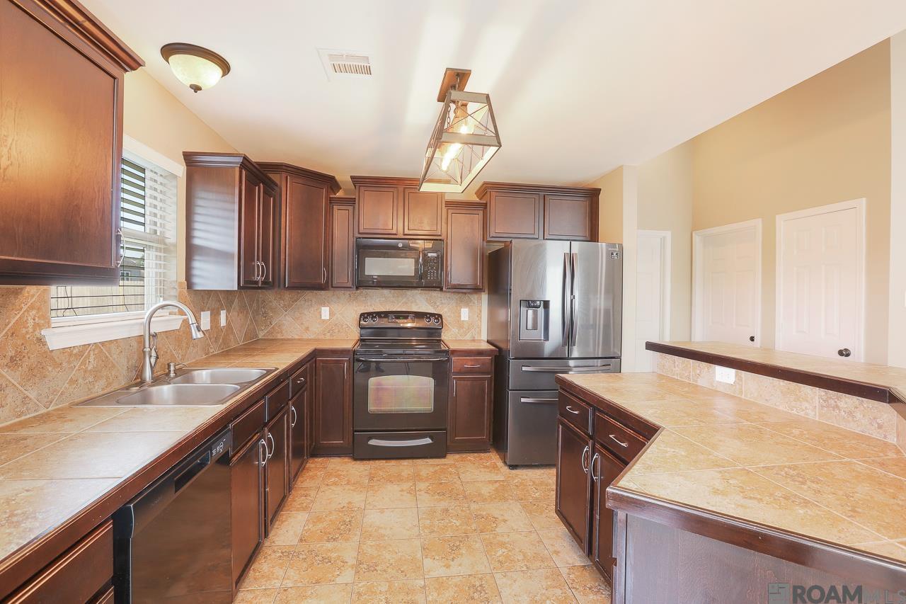 42335 Devall Rd, Prairieville, Louisiana image 9