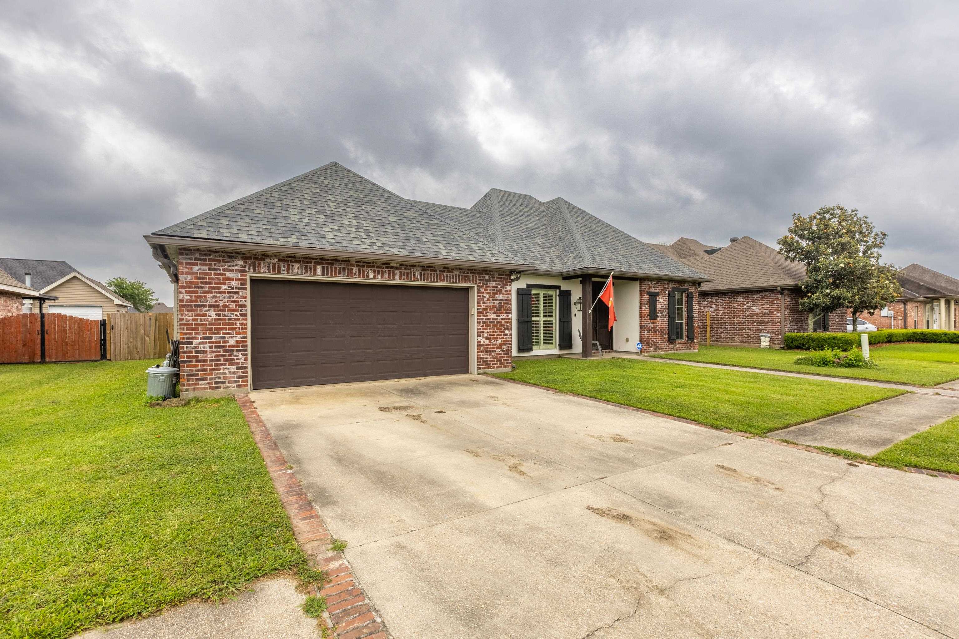 220 Viola St, Houma, Louisiana image 3