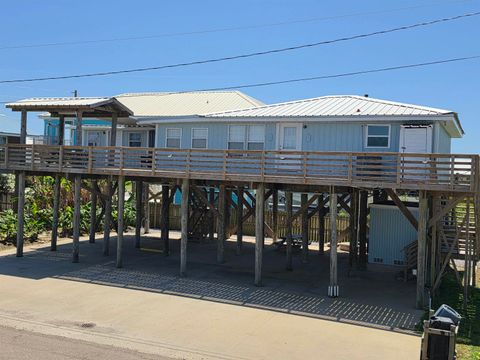 Homes For Sale - 113 Margot Ln<br/> Grand Isle, LA 70358