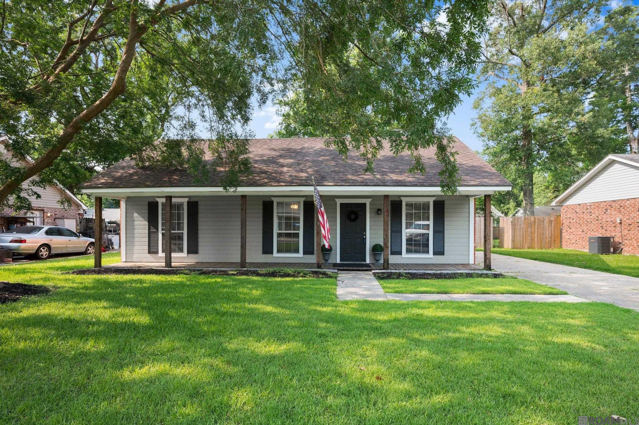 17546 Hedges Dr, Greenwell Springs, Louisiana image 1