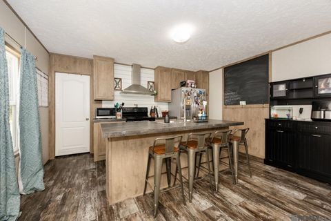 Mobile Home For Sale - 34151 Cane Market Rd<br/> Walker, LA 70785