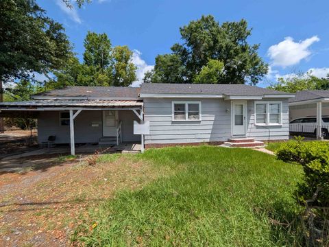 Homes For Sale - 7351 Main St<br/> Houma, LA 70360