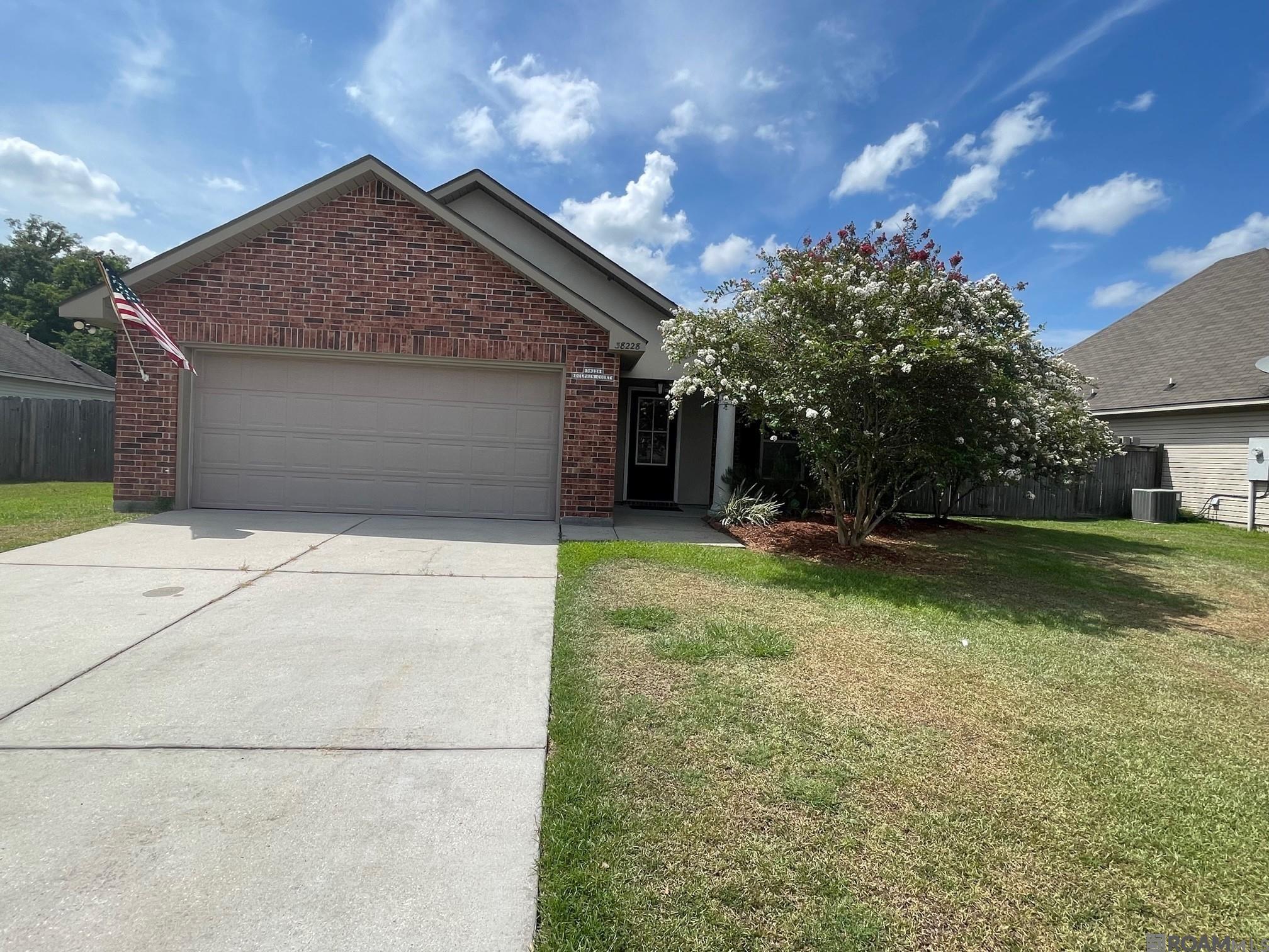 38228 Dolphin Ct