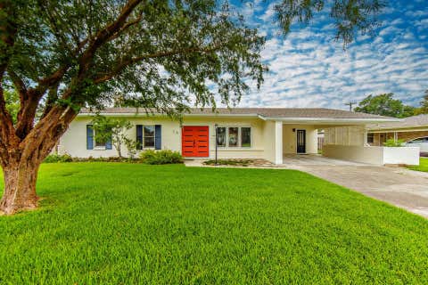 Homes For Sale - 26 Dallas Dr<br/> Houma, LA 70360