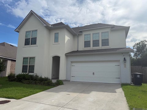 Homes For Sale - 13812 Malbec Ave<br/> Baton Rouge, LA 70816