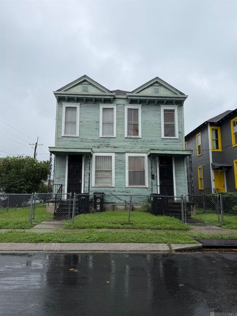 Multifamily For Sale - 3700 S Saratoga Street<br/> New Orleans, LA 70115