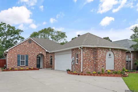 Homes For Sale - 17203 Rue Village<br/> Prairieville, LA 70769