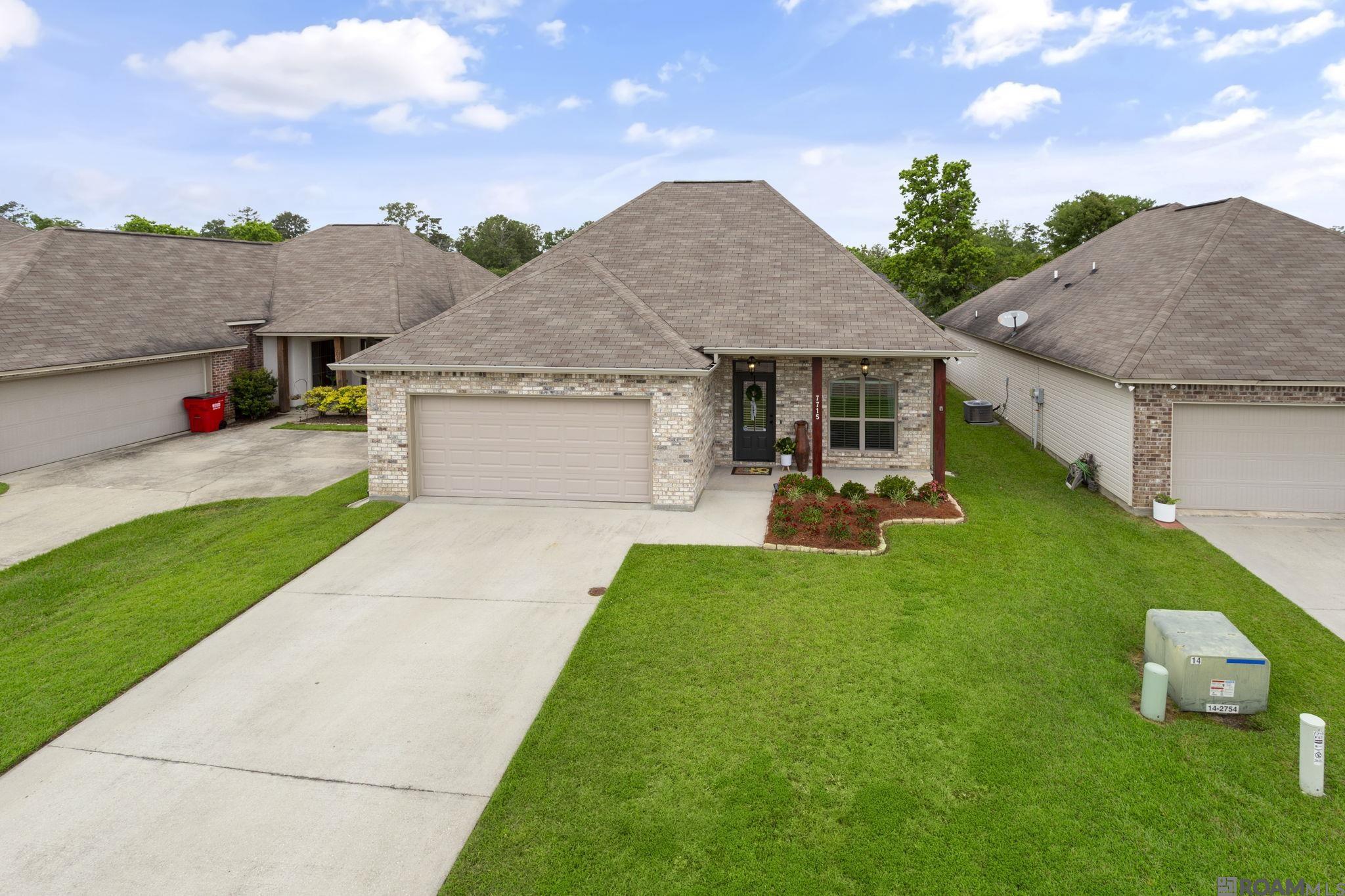 7715 Ridgeline Dr, Denham Springs, Louisiana image 2