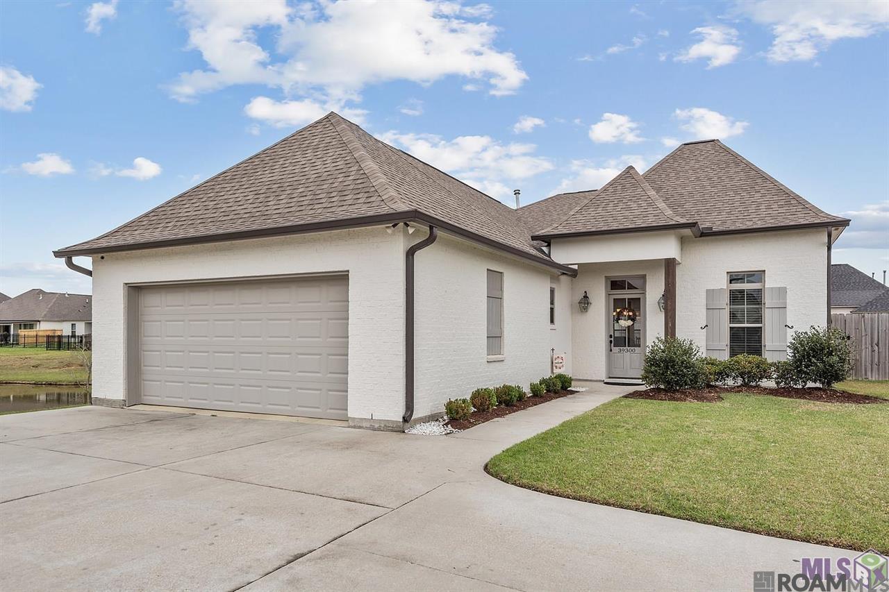 39300 Copperwood Ave, Prairieville, Louisiana image 1
