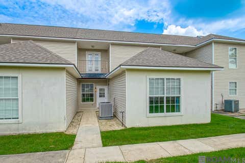 Townhouse For Sale - 43215 Creek Circle #JAKE<br/> Hammond, LA 70403