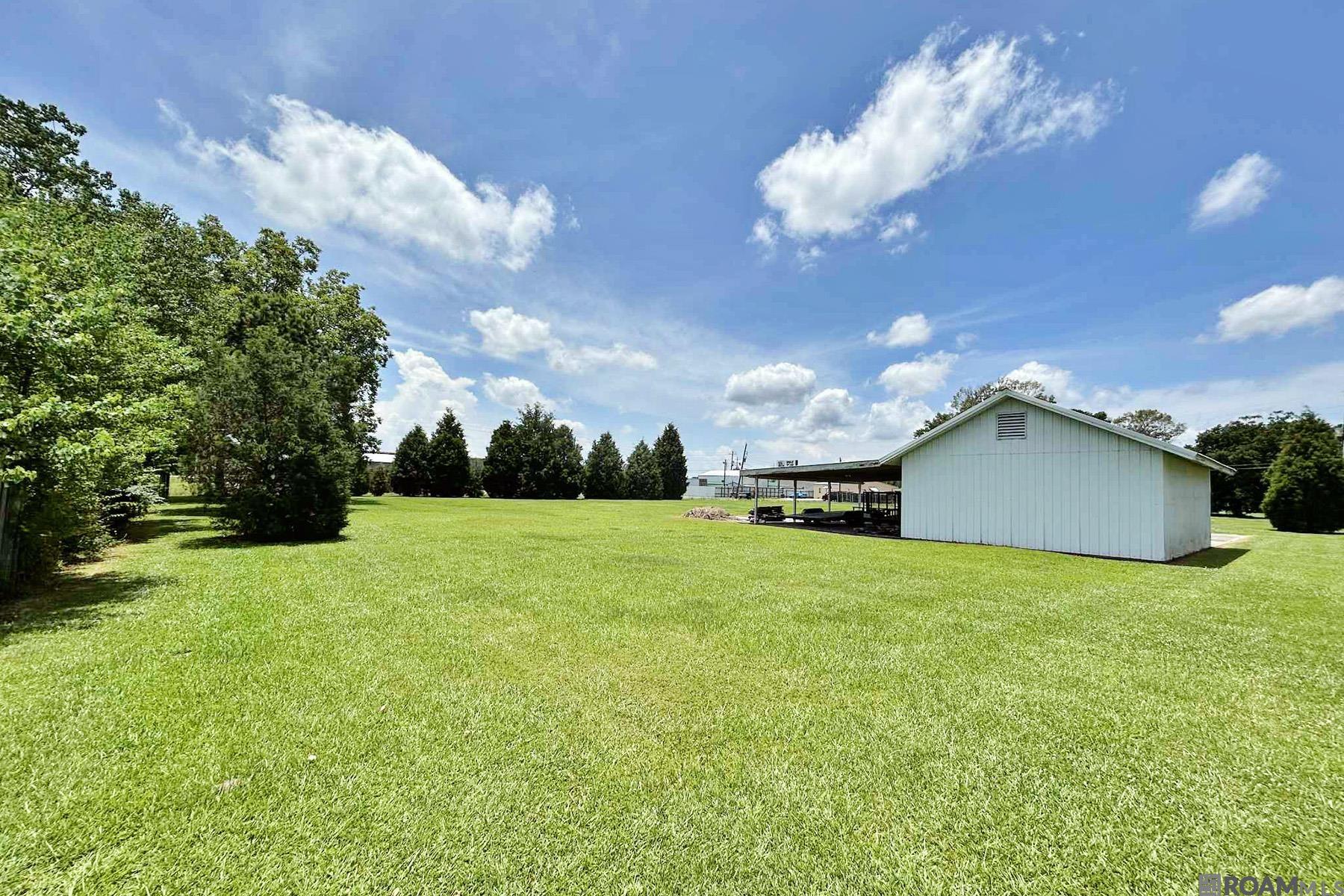 17304 Levern Stafford Rd