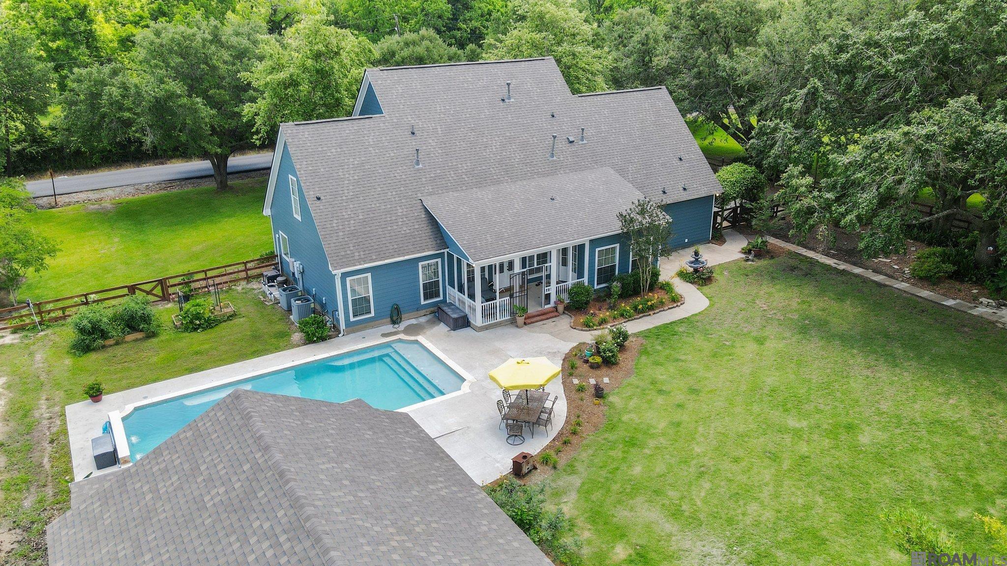 12059 Chester Diez Rd, Gonzales, Louisiana image 5