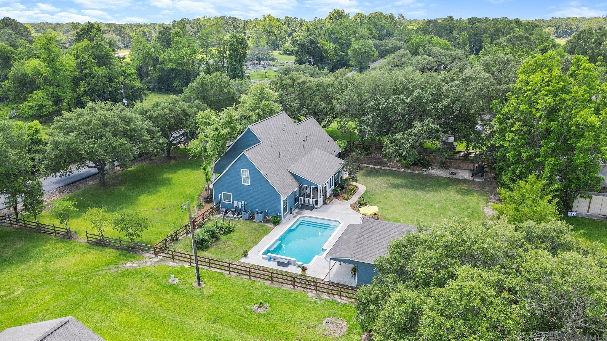 12059 Chester Diez Rd, Gonzales, Louisiana image 4