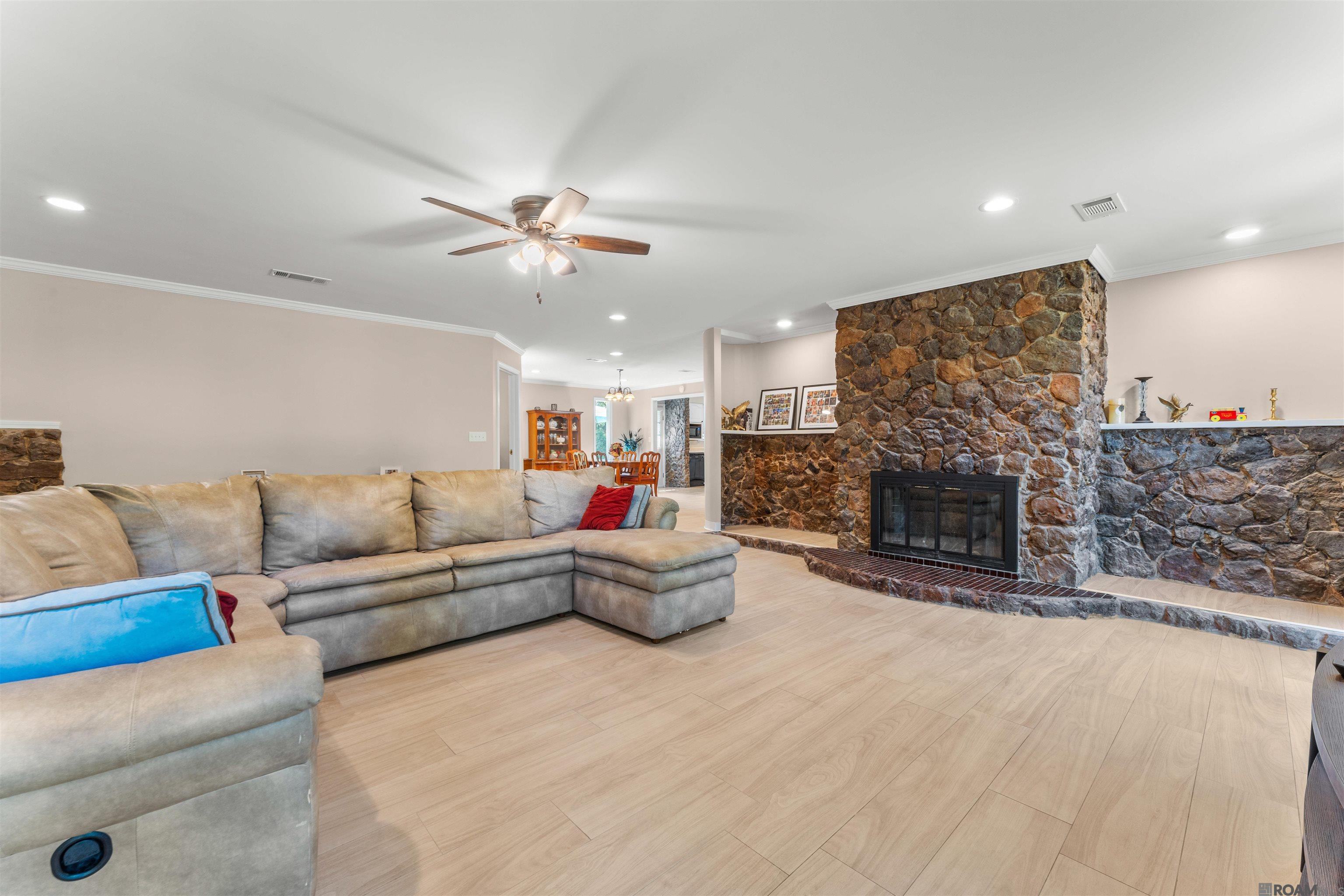 26526 Debra Dr, Denham Springs, Louisiana image 13