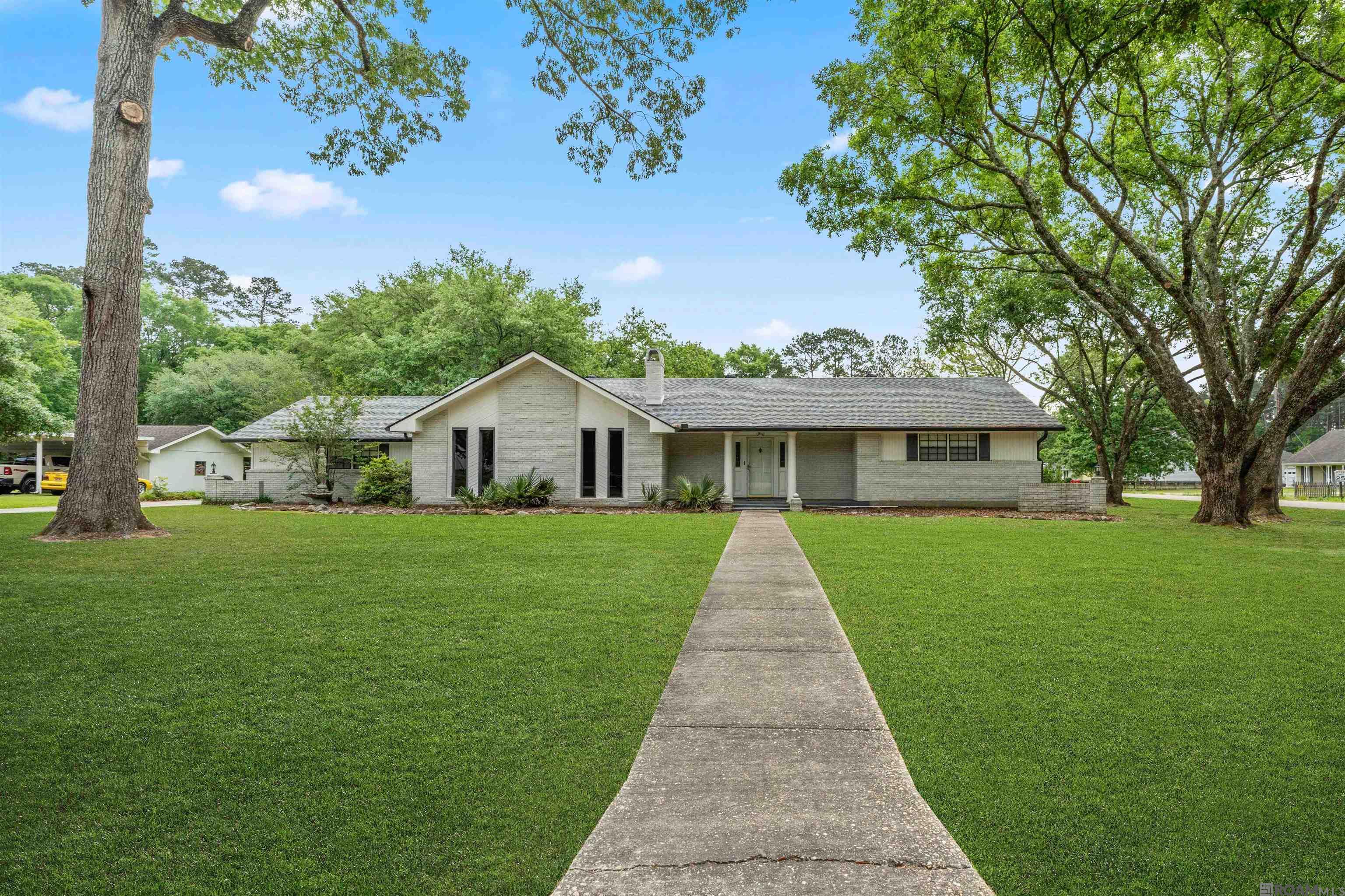 26526 Debra Dr, Denham Springs, Louisiana image 2