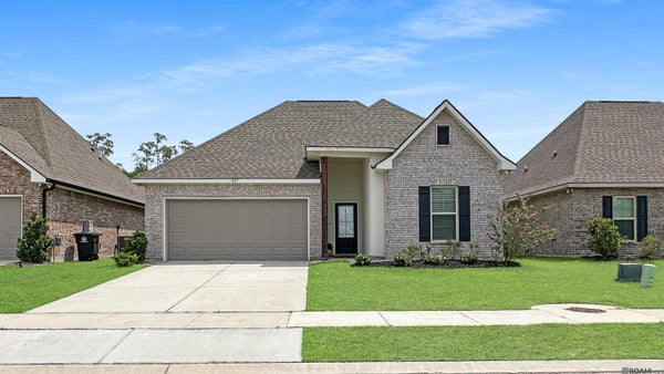 827 HARPER AVE, BATON ROUGE, LA 70810 - Image 92c4816cda24baf0d4b12d643ea73aaa/4134036448