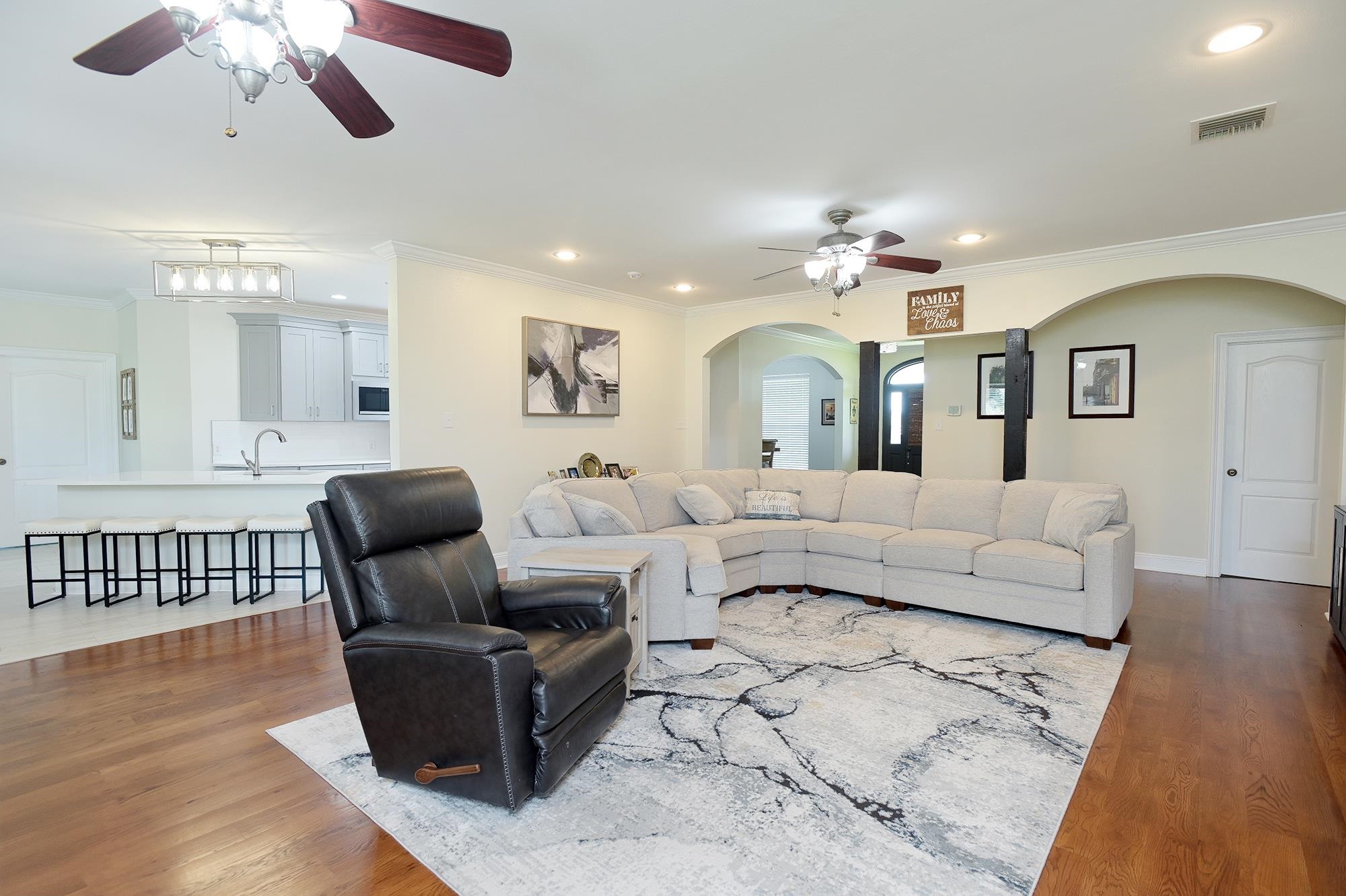 2402 Southdown Drive, Thibodaux, Louisiana image 6