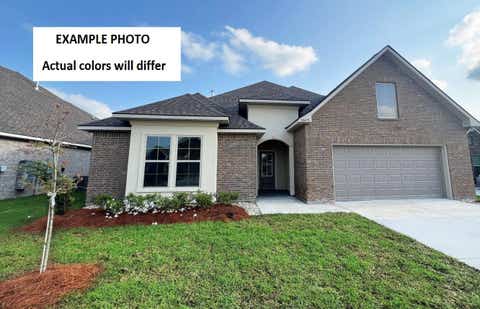 Homes For Sale - 208 Spring Grove Loop<br/> Thibodaux, LA 70301