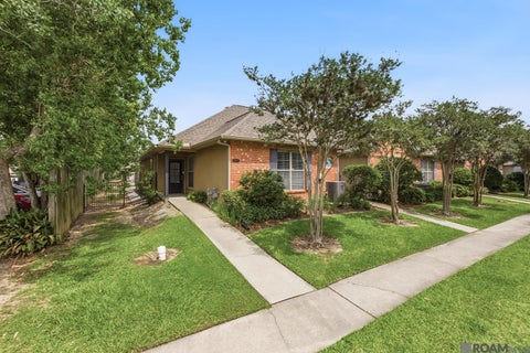 Condo For Sale - 4990 Jamestown Ave #59<br/> Baton Rouge, LA 70808