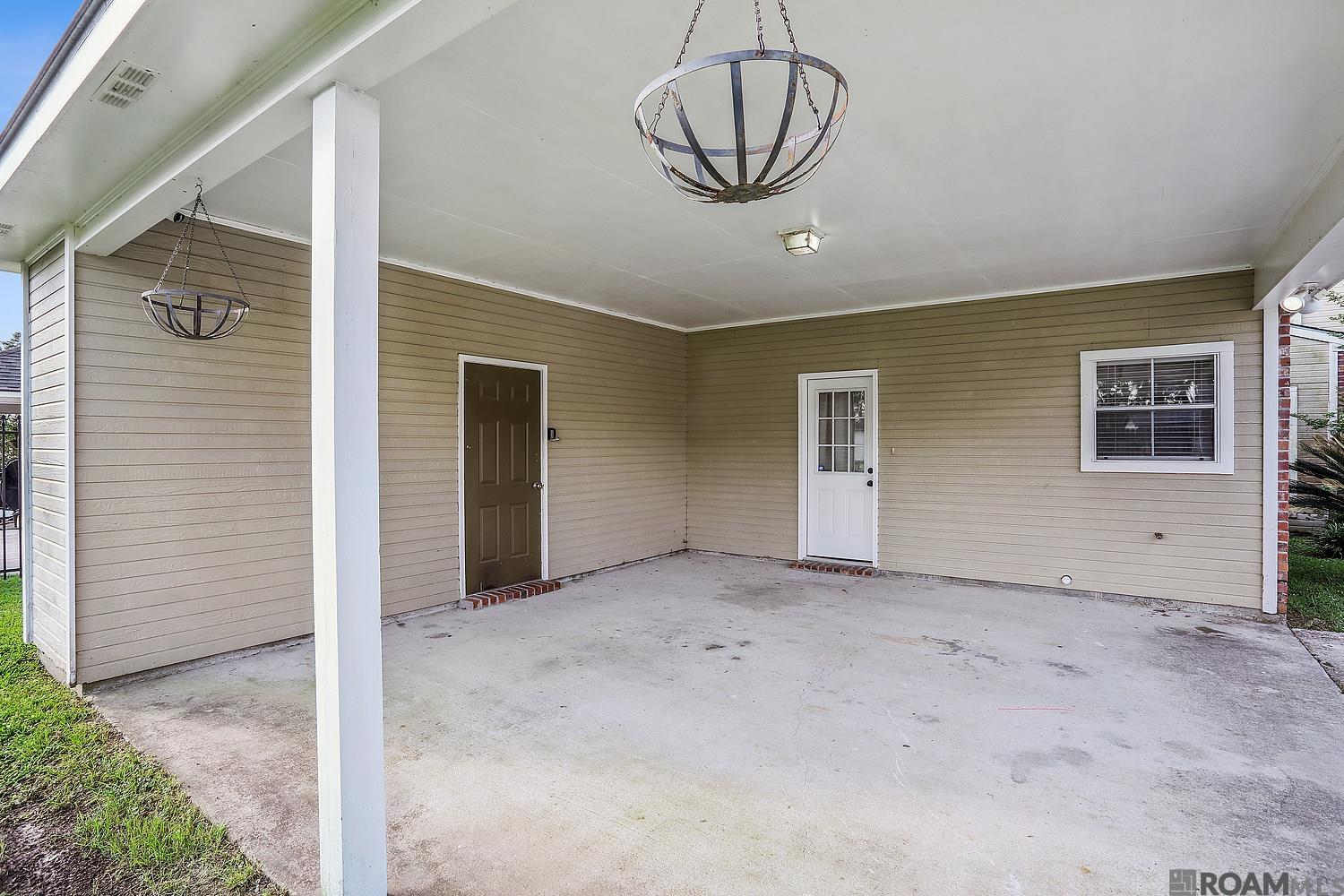 9527 Greenchase Dr, Baton Rouge, Louisiana image 4