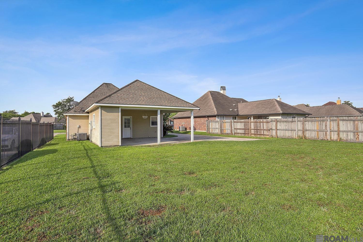 9527 Greenchase Dr, Baton Rouge, Louisiana image 3